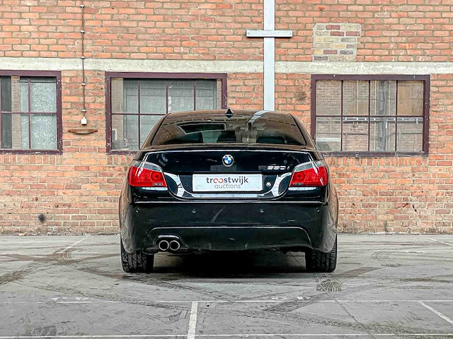 Bmw 550i 4.8 v8 e60 386pk 2007 5-serie youngtimer - afbeelding 8 van  44