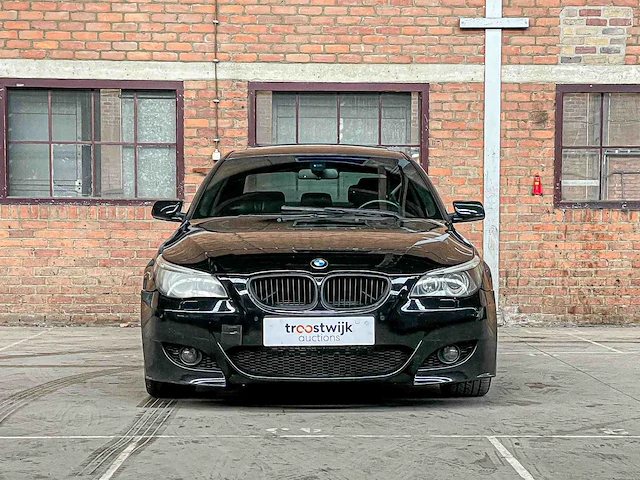 Bmw 550i 4.8 v8 e60 386pk 2007 5-serie youngtimer - afbeelding 34 van  44