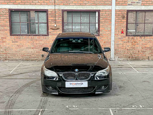 Bmw 550i 4.8 v8 e60 386pk 2007 5-serie youngtimer - afbeelding 41 van  44