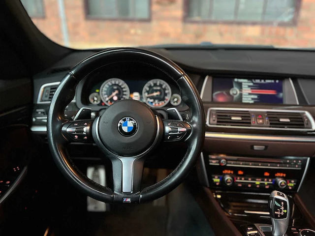 Bmw 550xi gran turismo m-sport high executive 4.4 v8 f07 449pk 2014 5-serie, 3-sxd-67 - afbeelding 17 van  58