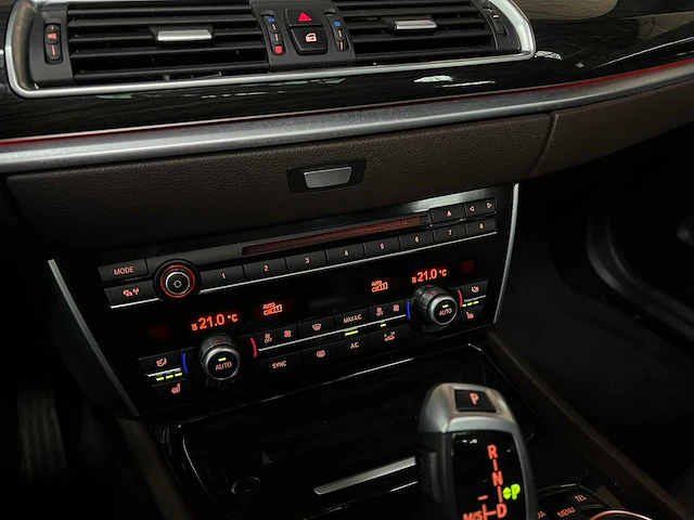 Bmw 550xi gran turismo m-sport high executive 4.4 v8 f07 449pk 2014 5-serie, 3-sxd-67 - afbeelding 27 van  58