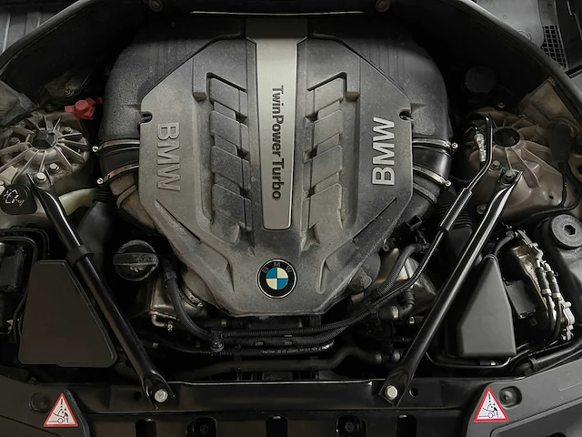 Bmw 550xi gran turismo m-sport high executive 4.4 v8 f07 449pk 2014 5-serie, 3-sxd-67 - afbeelding 47 van  58