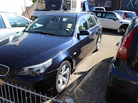 Bmw 5er reihe automaat met kenteken 22-rj-zs. margevoertuig. datum eerste toelating 28-04-2005.