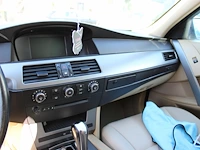 Bmw 5er reihe automaat met kenteken 22-rj-zs. margevoertuig. datum eerste toelating 28-04-2005. - afbeelding 8 van  8