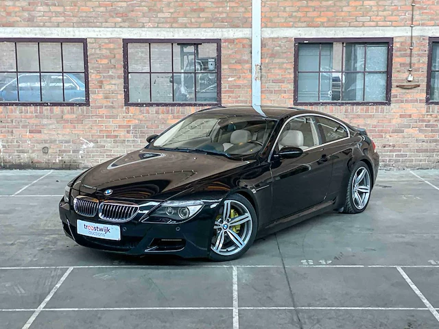 Bmw 645ci coupe e63 4.4 v8 333pk 2004 -youngtimer- - afbeelding 23 van  38