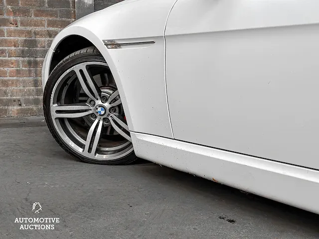 Bmw 645ci s 4.4 v8 e64 cabriolet 333pk 2004 6-serie, g-920-vb -youngtimer- - afbeelding 26 van  75