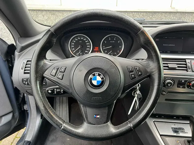 Bmw 645ci s cabriolet 4.4 v8 6-serie 333pk 2005 333pk 2005, 76-xn-hr - afbeelding 16 van  43