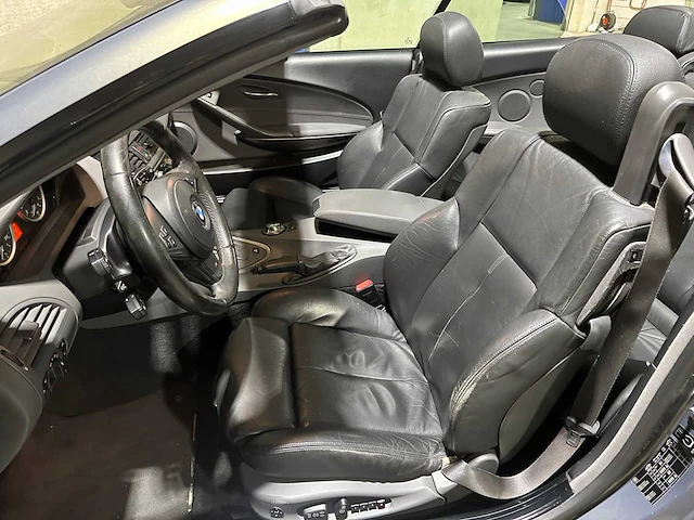 Bmw 645ci s cabriolet 4.4 v8 6-serie 333pk 2005 333pk 2005, 76-xn-hr - afbeelding 26 van  42