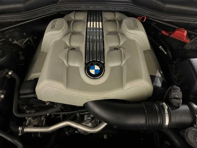 Bmw 645ci s cabriolet 4.4 v8 6-serie 333pk 2005 333pk 2005, 76-xn-hr - afbeelding 33 van  42