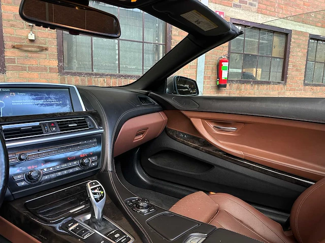 Bmw 650i 4.4 v8 6-series 405pk 2012 - afbeelding 25 van  47