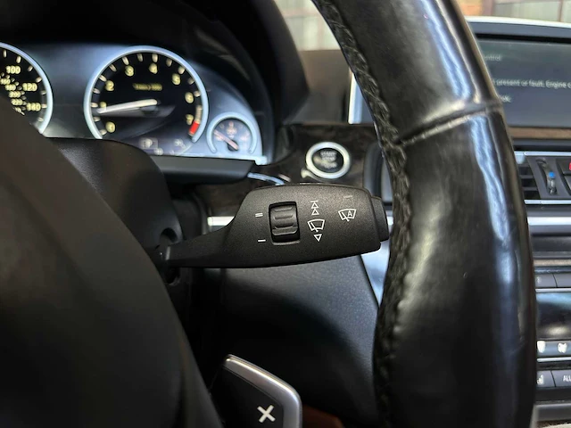 Bmw 650i 4.4 v8 6-series 405pk 2012 - afbeelding 31 van  47