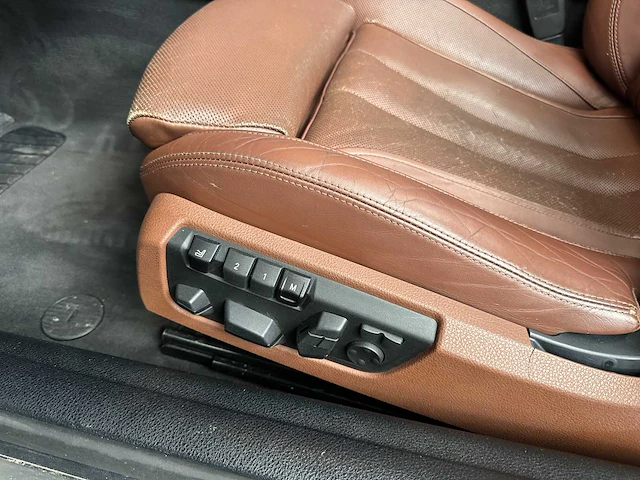 Bmw 650i 4.4 v8 6-series 405pk 2012 - afbeelding 36 van  47