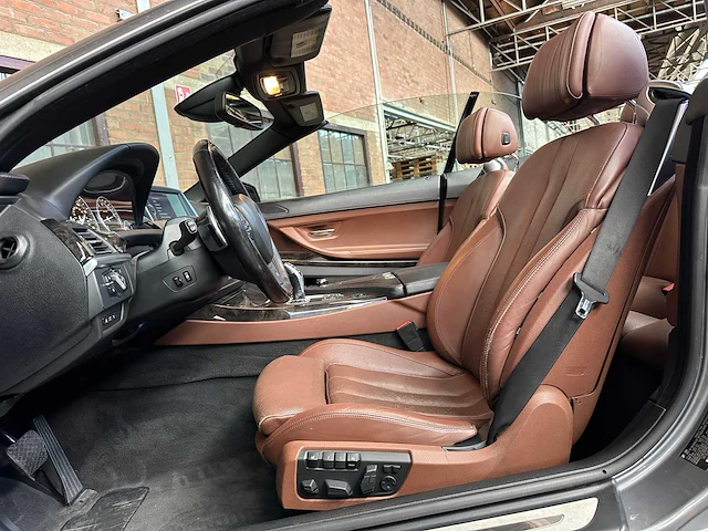 Bmw 650i 4.4 v8 6-series 405pk 2012 - afbeelding 38 van  47