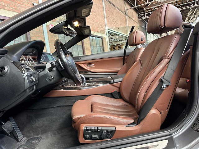 Bmw 650i 4.4 v8 6-series 405pk 2012 - afbeelding 32 van  47