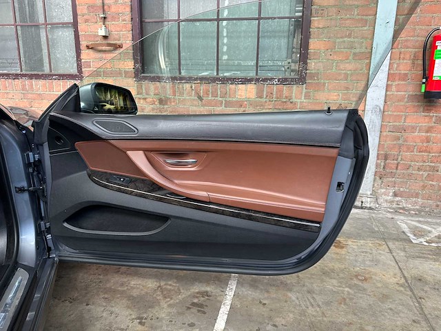 Bmw 650i 4.4 v8 6-series 405pk 2012 - afbeelding 36 van  47