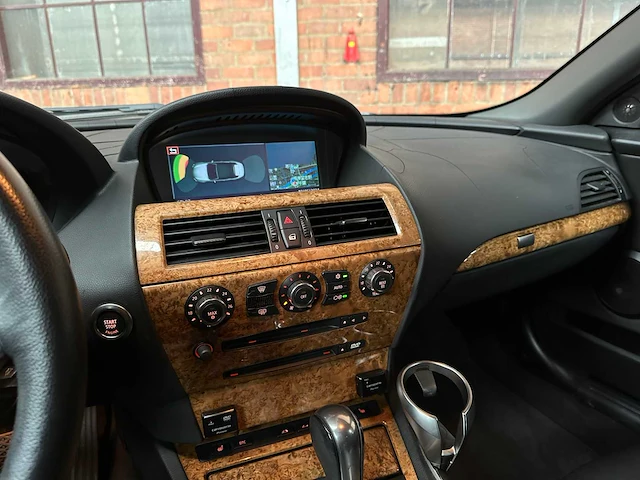 Bmw 650i cabrio 4.8 v8 367pk 2007 youngtimer 6-serie - afbeelding 22 van  44