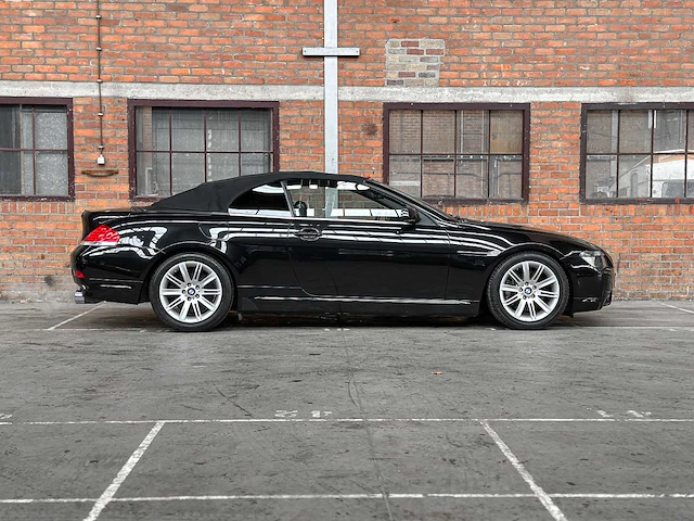 Bmw 650i cabrio 4.8 v8 367pk 2007 youngtimer 6-serie - afbeelding 43 van  44