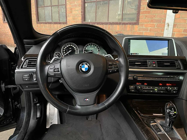 Bmw 650i coupé m-sport 4.4 v8 450pk 2012 6-serie - afbeelding 13 van  44