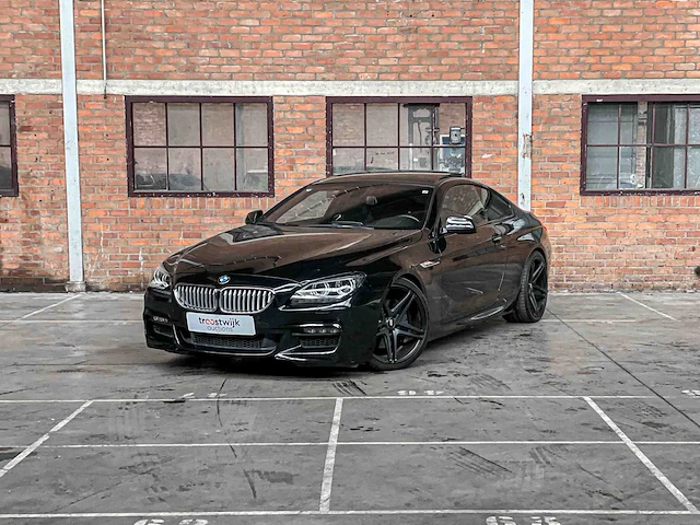 Bmw 650i coupé m-sport 4.4 v8 450pk 2012 6-serie - afbeelding 34 van  44