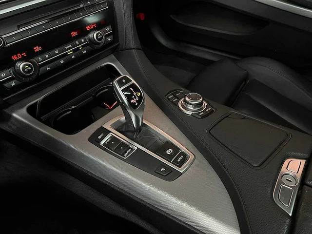 Bmw 650i gran coupé high executive m-sport f06 4.4 v8 450pk 2013 6-serie - afbeelding 20 van  45