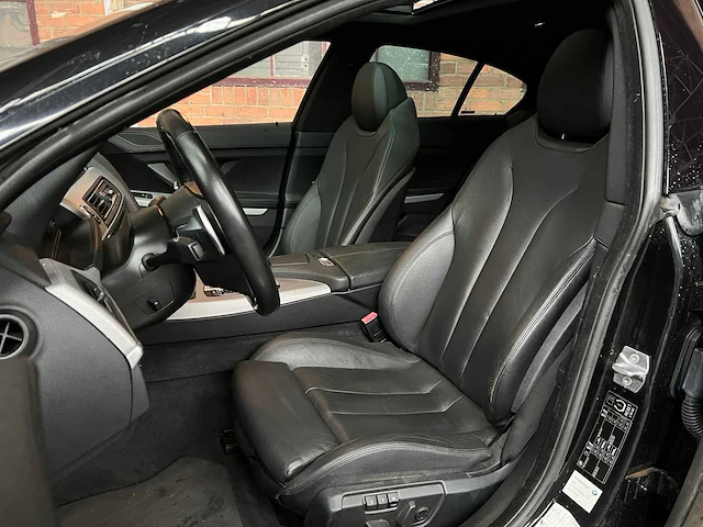 Bmw 650i gran coupé high executive m-sport f06 4.4 v8 450pk 2013 6-serie - afbeelding 33 van  45