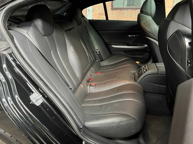 Bmw 650i gran coupé high executive m-sport f06 4.4 v8 450pk 2013 6-serie - afbeelding 36 van  45
