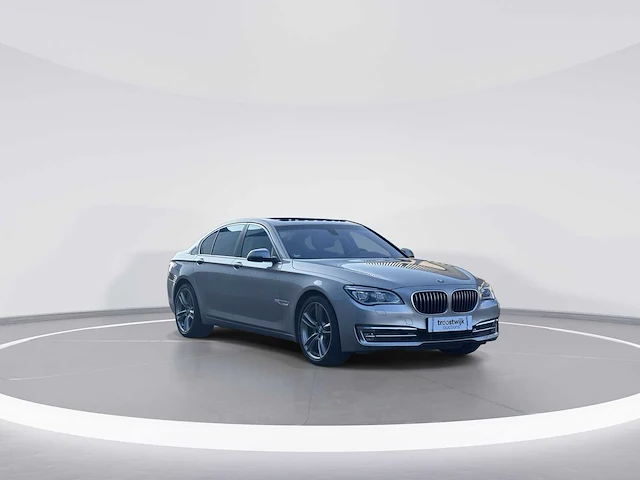 Bmw 7-serie 730d high executive car 2015 | 6-zpr-99 - afbeelding 12 van  29