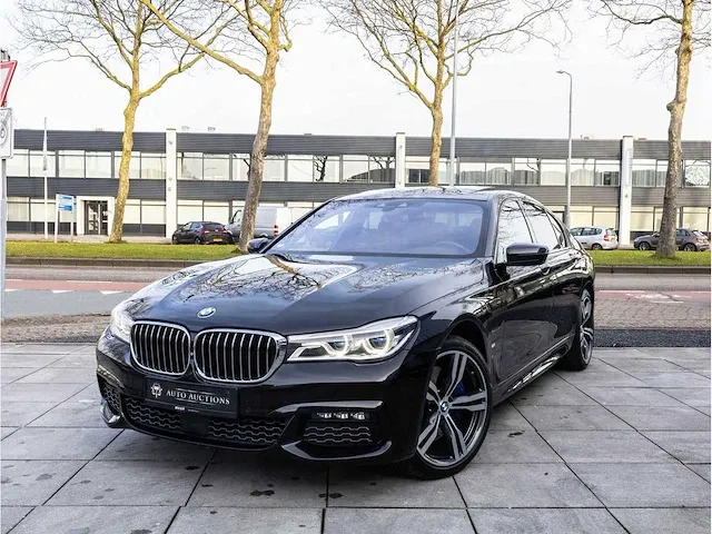 Bmw 7-serie 740e iperformance high executive 2016 automaat schuifdak leer 360°camera laserlight keyless. r-582-vt - afbeelding 1 van  47