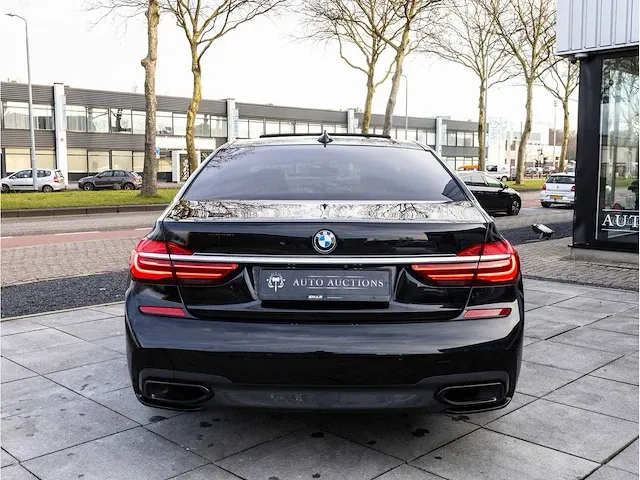 Bmw 7-serie 740e iperformance high executive 2016 automaat schuifdak leer 360°camera laserlight keyless. r-582-vt - afbeelding 34 van  47