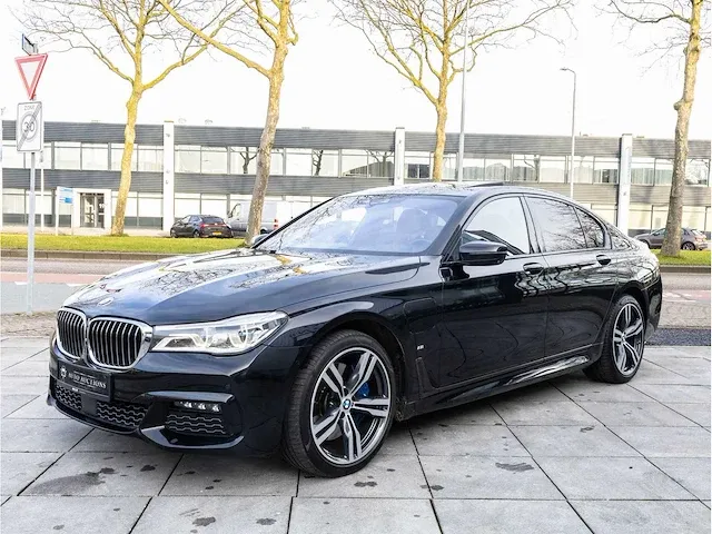 Bmw 7-serie 740e iperformance high executive 2016 automaat schuifdak leer 360°camera laserlight keyless. r-582-vt - afbeelding 47 van  47