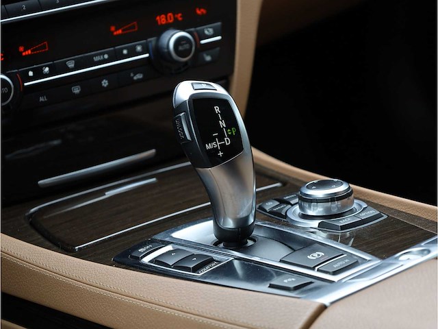 Bmw 7-serie 740i high executive automaat 2011, x-934-vj - afbeelding 19 van  38