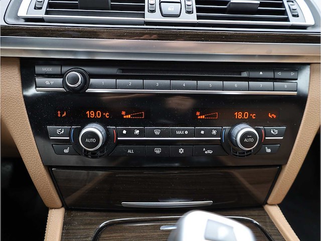 Bmw 7-serie 740i high executive automaat 2011, x-934-vj - afbeelding 20 van  38