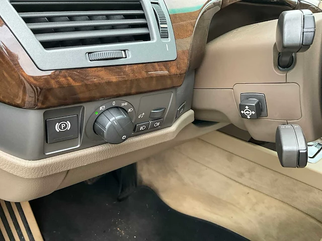 Bmw 7-serie 745i executive personenauto - scherpenzeel - afbeelding 7 van  34