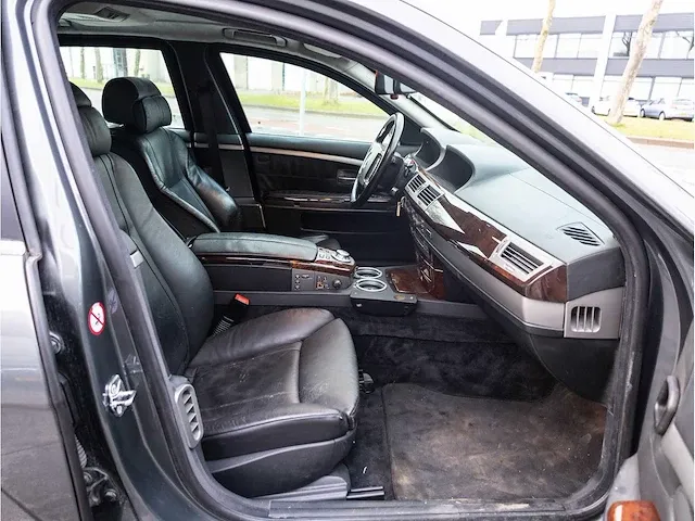 Bmw 7-serie 745li high security e67 gepantserd voertuig b7 niveau automaat 2004, s-685-kp - afbeelding 17 van  29