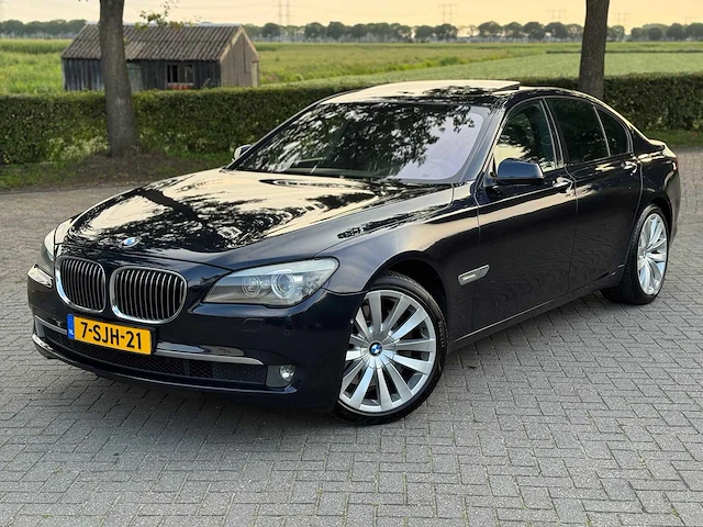 Bmw 7-serie 750i 4.4 v8 high executive 7-sjh-21 - afbeelding 1 van  29