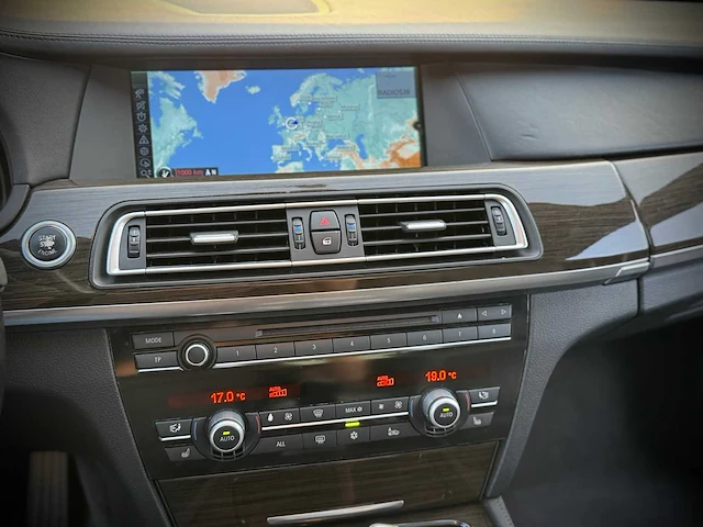 Bmw 7-serie 750i 4.4 v8 high executive 7-sjh-21 - afbeelding 14 van  29