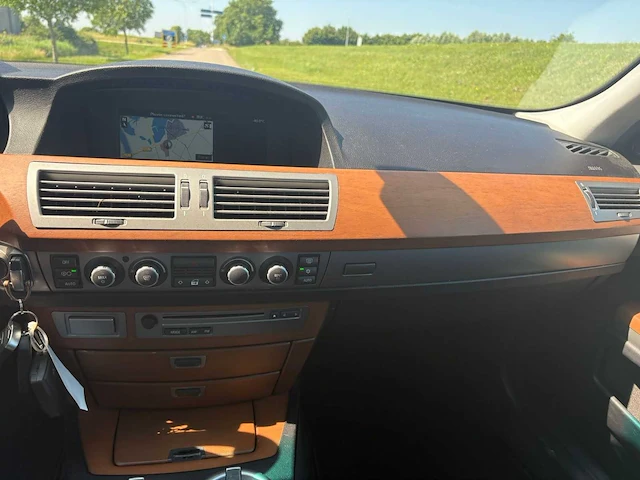 Bmw 7 serie 750i , l-344-kr - afbeelding 2 van  32