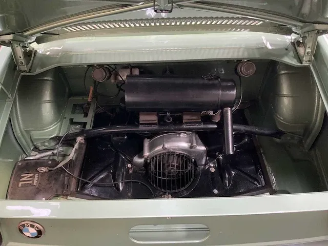 Bmw 700 ls oldtimer 1964 - afbeelding 22 van  34