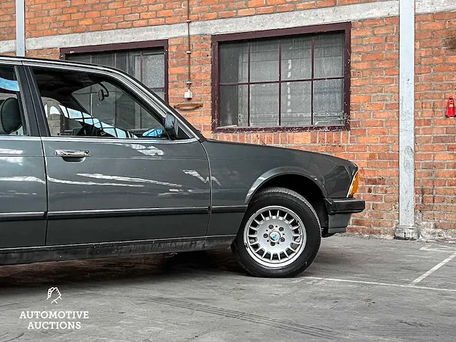 Bmw 732i (e23) 3.2 l6 197pk 1985 7-serie oldtimer - afbeelding 13 van  41