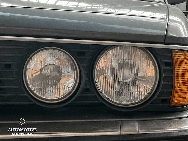 Bmw 732i (e23) 3.2 l6 197pk 1985 7-serie oldtimer - afbeelding 5 van  41