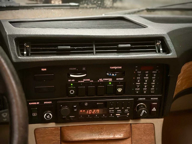 Bmw 733i automaat klassieker, t-867-kz - afbeelding 9 van  19