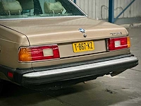 Bmw 733i automaat klassieker, t-867-kz - afbeelding 15 van  19