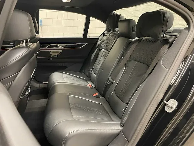 Bmw 740d m-sport xdrive high executive g11 340pk 2022 orig-nl 7-serie, p-964-rz - afbeelding 37 van  52
