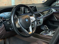 Bmw 740i high executive g11 326pk 2016 (origineel-nl) 7-serie, kn-593-r - afbeelding 24 van  64