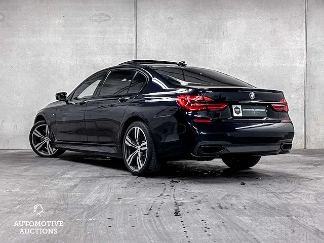 Bmw 740li xdrive high-executive m-sport shadow-line 7-serie facelift 2018 327pk lang, g-996-dl - afbeelding 14 van  67