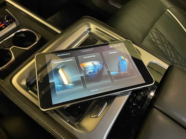 Bmw 740li xdrive high-executive m-sport shadow-line 7-serie facelift 2018 327pk lang, g-996-dl - afbeelding 27 van  67