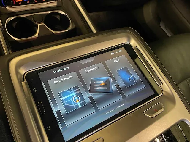 Bmw 740li xdrive high-executive m-sport shadow-line 7-serie facelift 2018 327pk lang, g-996-dl - afbeelding 29 van  67