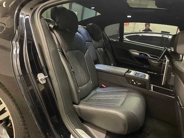 Bmw 740li xdrive high-executive m-sport shadow-line 7-serie facelift 2018 327pk lang, g-996-dl - afbeelding 59 van  67
