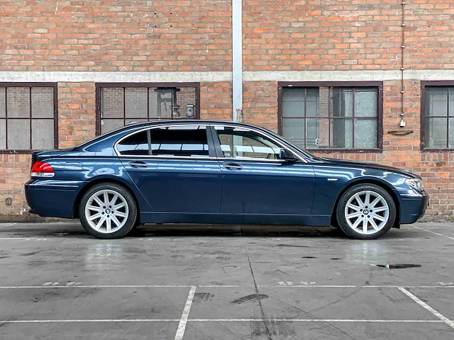 Bmw 745li lang executive e65 4.4 v8 333pk 2005 -youngtimer- - afbeelding 42 van  44