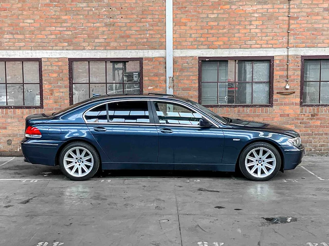 Bmw 745li lang executive e65 4.4 v8 333pk 2005 -youngtimer- - afbeelding 43 van  44